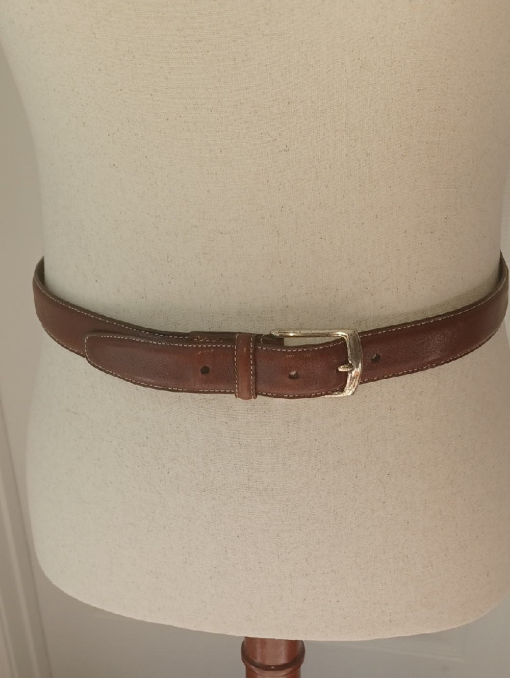 Dockers Men's Brown Leather Belt with Silver Buckle Sz 38